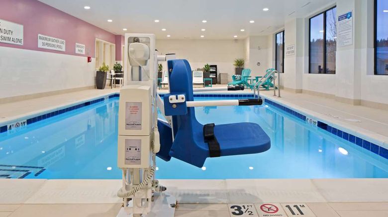 <b>Hampton Inn & Suites Seattle Woodinville Pool</b>. Images powered by <a href="https://iceportal.shijigroup.com/" title="IcePortal" target="_blank">IcePortal</a>.