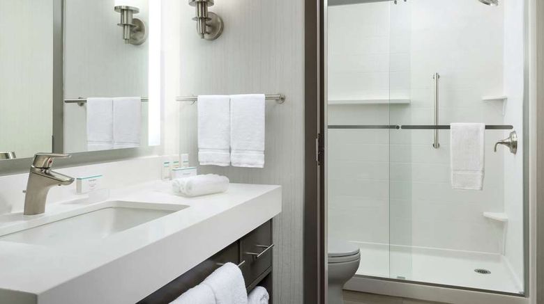 <b>Homewood Suites by Hilton San Jose North Room</b>. Images powered by <a href="https://iceportal.shijigroup.com/" title="IcePortal" target="_blank">IcePortal</a>.