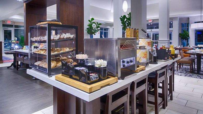 <b>Hilton Garden Inn Salina Restaurant</b>. Images powered by <a href="https://iceportal.shijigroup.com/" title="IcePortal" target="_blank">IcePortal</a>.