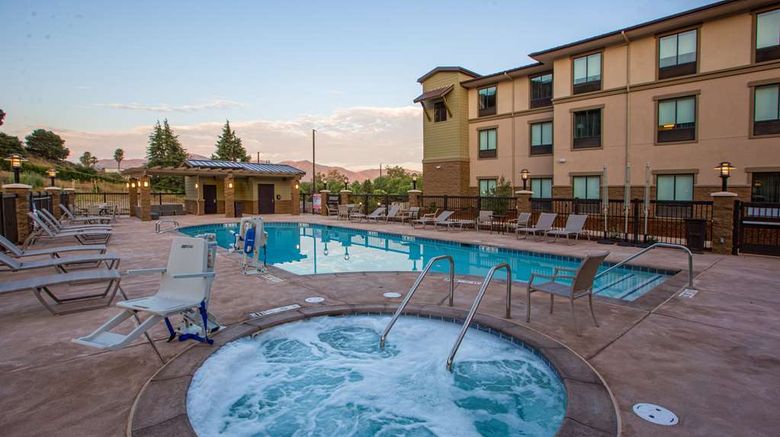<b>Hampton Inn & Suites Buellton/Santa Ynez Pool</b>. Images powered by <a href="https://iceportal.shijigroup.com/" title="IcePortal" target="_blank">IcePortal</a>.