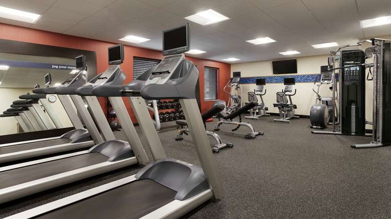 <b>Hampton Inn & Suites St. Louis/Alton Health</b>. Images powered by <a href="https://iceportal.shijigroup.com/" title="IcePortal" target="_blank">IcePortal</a>.