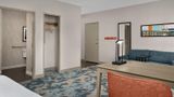 <b>Hampton Inn & Suites St. Louis/Alton Room</b>. Images powered by <a href="https://iceportal.shijigroup.com/" title="IcePortal" target="_blank">IcePortal</a>.