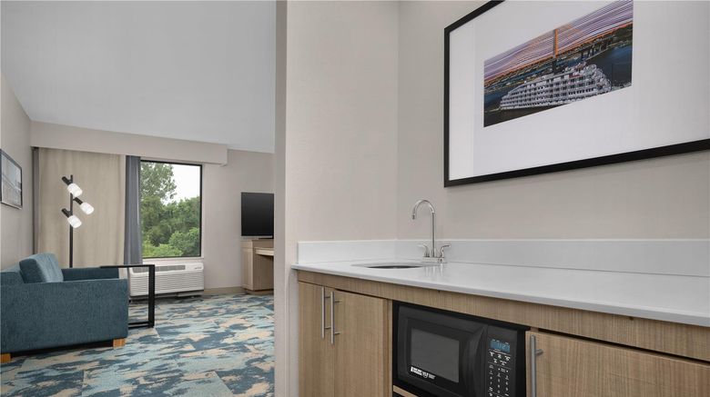<b>Hampton Inn & Suites St. Louis/Alton Other</b>. Images powered by <a href="https://iceportal.shijigroup.com/" title="IcePortal" target="_blank">IcePortal</a>.