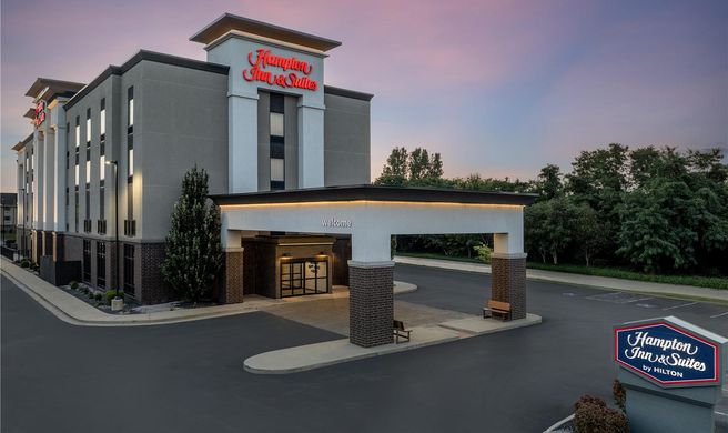 Hampton Inn & Suites St. Louis/Alton Exterior