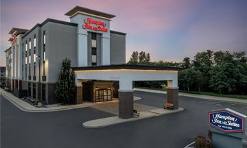 Hampton Inn & Suites St. Louis/Alton