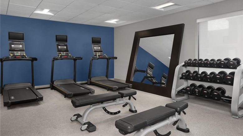 <b>Hampton Inn & Suites St. Louis/Alton Health</b>. Images powered by <a href="https://iceportal.shijigroup.com/" title="IcePortal" target="_blank">IcePortal</a>.