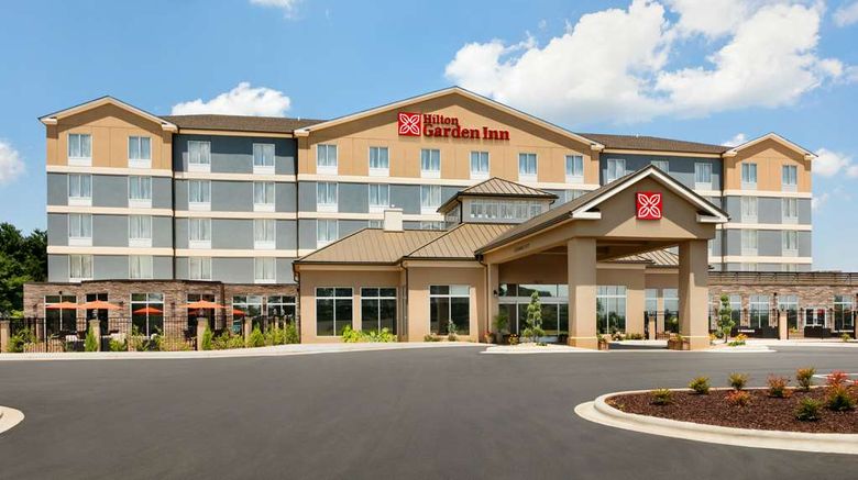<b>Hilton Garden Inn Statesville Exterior</b>. Images powered by <a href="https://iceportal.shijigroup.com/" title="IcePortal" target="_blank">IcePortal</a>.