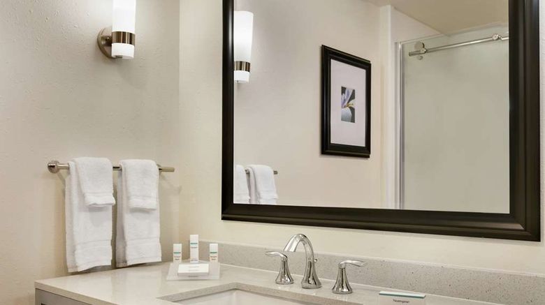 <b>Hilton Garden Inn Statesville Room</b>. Images powered by <a href="https://iceportal.shijigroup.com/" title="IcePortal" target="_blank">IcePortal</a>.