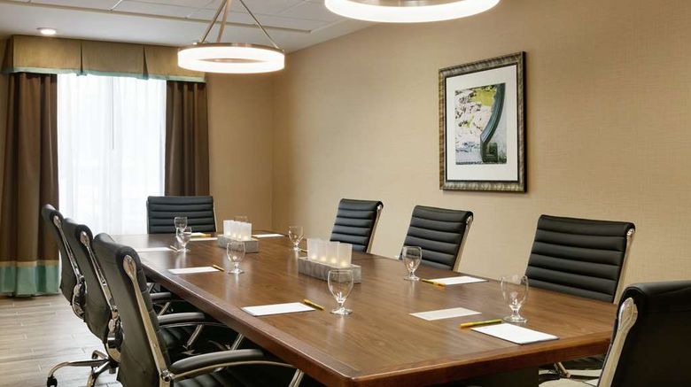 <b>Hilton Garden Inn Statesville Meeting</b>. Images powered by <a href="https://iceportal.shijigroup.com/" title="IcePortal" target="_blank">IcePortal</a>.