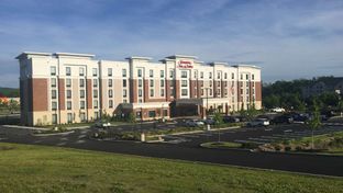 Hampton Inn & Suites Stewart Arpt