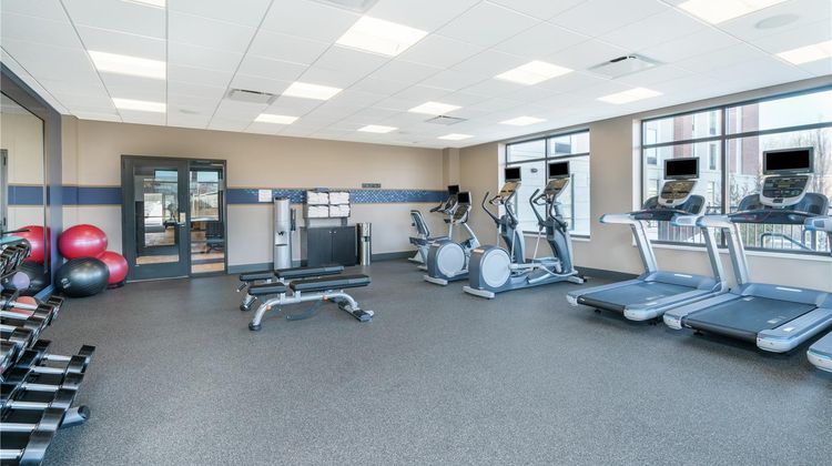 Hampton Inn & Suites Stewart Arpt Health