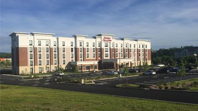 Hampton Inn & Suites Stewart Arpt
