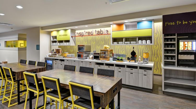 Home2 Suites by Hilton Tampa USF Restaurant