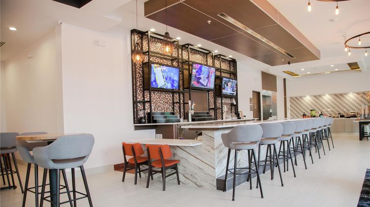 Hilton Garden Inn Tampa Suncoast Parkway Lobby