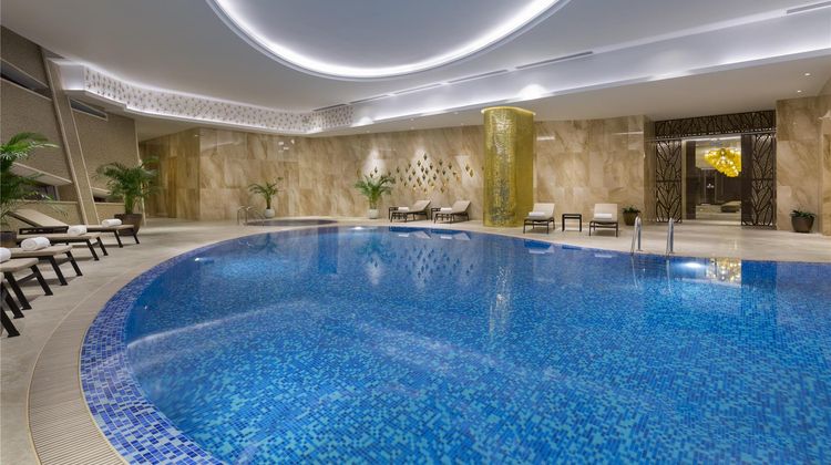 Hilton Astana Pool