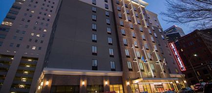Hampton Inn & Suites Tulsa Downtown Exterior