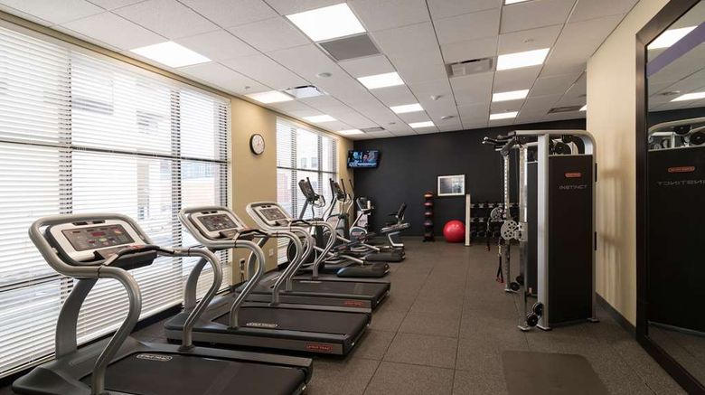 <b>Hampton Inn & Suites Tulsa Downtown Health</b>. Images powered by <a href="https://iceportal.shijigroup.com/" title="IcePortal" target="_blank">IcePortal</a>.