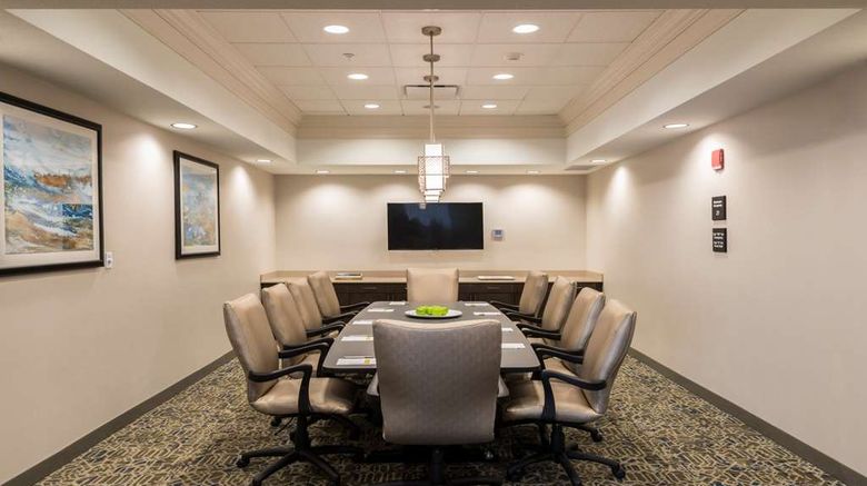 <b>Hampton Inn & Suites Tulsa Downtown Meeting</b>. Images powered by <a href="https://iceportal.shijigroup.com/" title="IcePortal" target="_blank">IcePortal</a>.