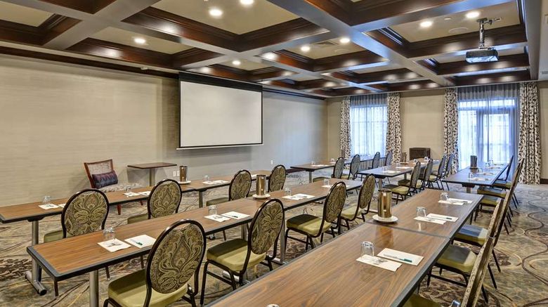 <b>Homewood Suites by Hilton New Hartford Meeting</b>. Images powered by <a href="https://iceportal.shijigroup.com/" title="IcePortal" target="_blank">IcePortal</a>.