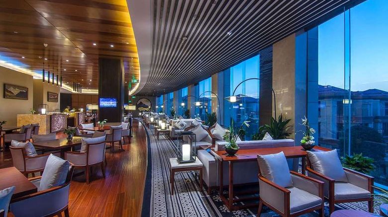 <b>Howard Johnson Qunsheng Plaza Lobby</b>. Images powered by <a href="https://iceportal.shijigroup.com/" title="IcePortal" target="_blank">IcePortal</a>.