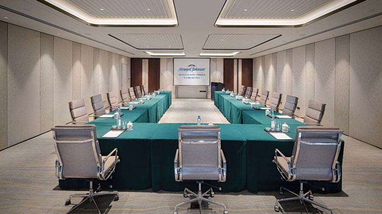 <b>Howard Johnson Yacht Club Hotel Meeting</b>. Images powered by <a href="https://iceportal.shijigroup.com/" title="IcePortal" target="_blank">IcePortal</a>.