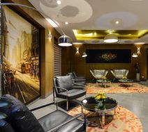 Howard Johnson by Wyndham Kolkata Lobby