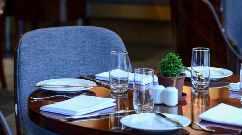 <b>Howard Johnson by Wyndham Kolkata Restaurant</b>. Images powered by <a href="https://iceportal.shijigroup.com/" title="IcePortal" target="_blank">IcePortal</a>.
