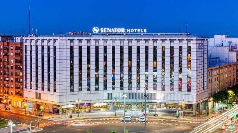 <b>Senator Parque Central Exterior</b>. Images powered by <a href="https://iceportal.shijigroup.com/" title="IcePortal" target="_blank">IcePortal</a>.