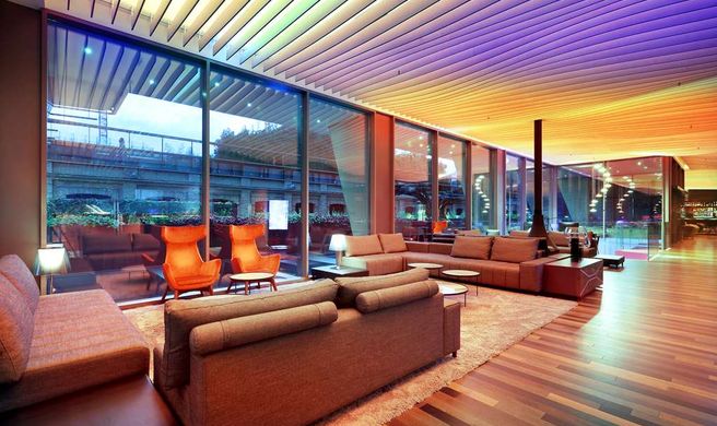 Hotel SB Glow Lobby