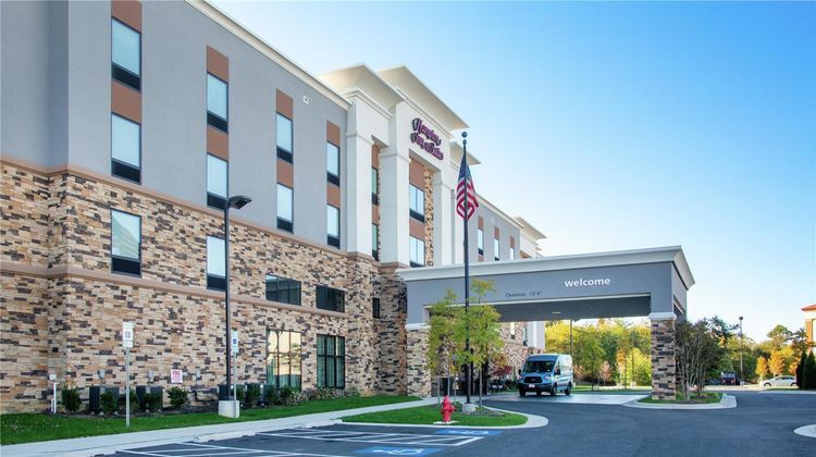 Hampton Inn & Suites Glenarden Exterior