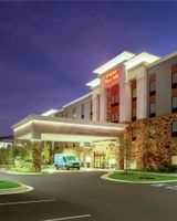 Hampton Inn & Suites Glenarden