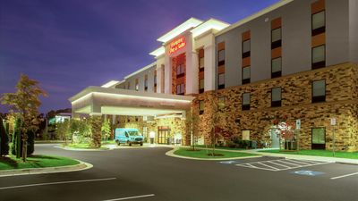 Hampton Inn & Suites Glenarden