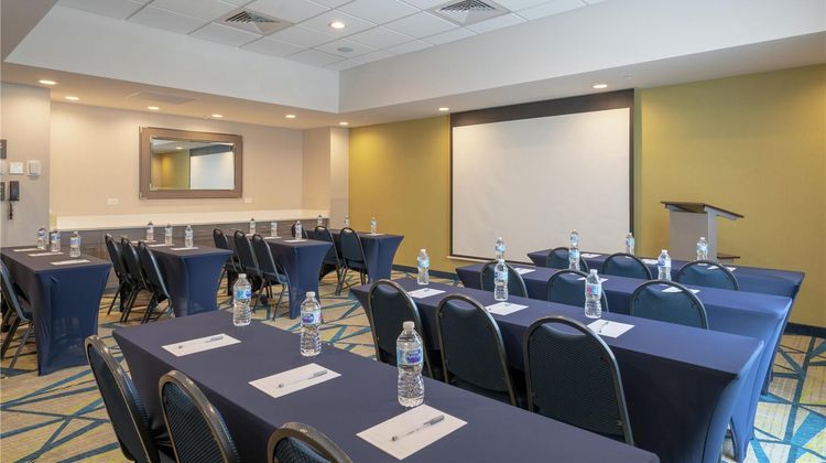 Hampton Inn & Suites Glenarden Meeting