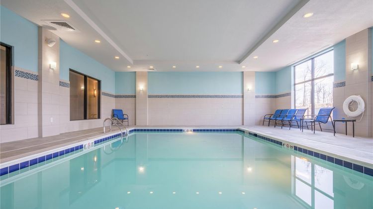 Hampton Inn & Suites Glenarden Pool