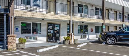 GuestHouse Inn & Suites Montesano Exterior