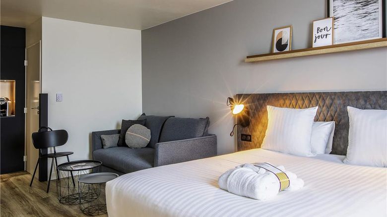 <b>Mercure Paris Gennevilliers Room</b>. Images powered by <a href="https://iceportal.shijigroup.com/" title="IcePortal" target="_blank">IcePortal</a>.