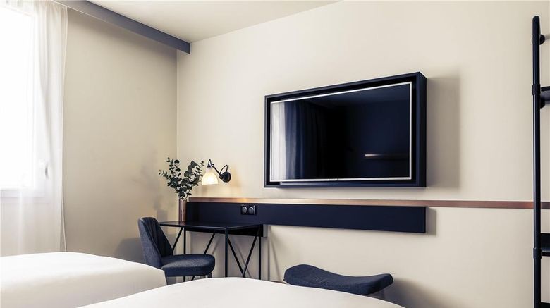 <b>Mercure Paris Gennevilliers Room</b>. Images powered by <a href="https://iceportal.shijigroup.com/" title="IcePortal" target="_blank">IcePortal</a>.