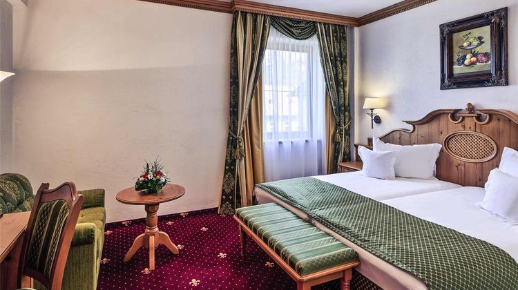 Mercure Singhisoara Binderbubi Hotel Spa Room