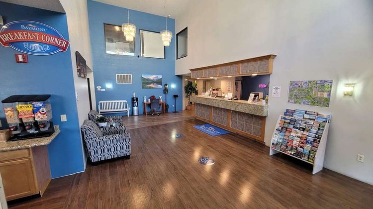 Baymont Inn & Suites Limon Lobby