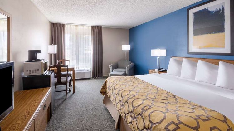 Baymont Inn & Suites Limon Suite