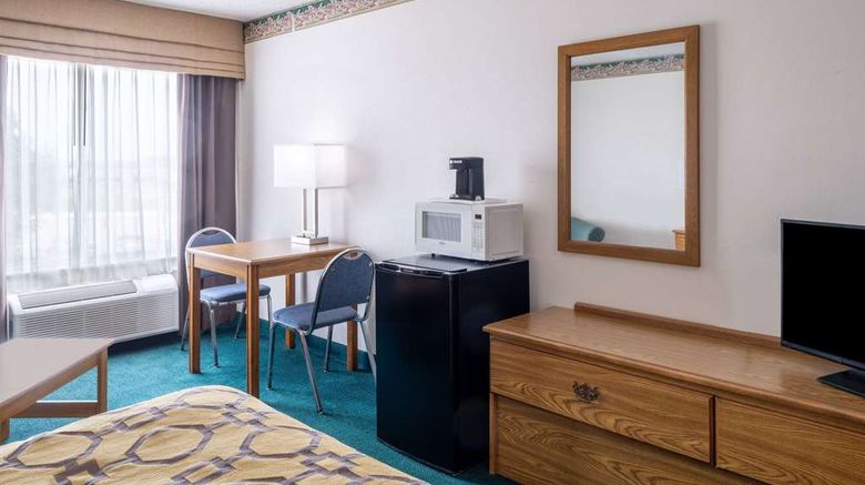 <b>Baymont Inn & Suites Limon Room</b>. Images powered by <a href="https://iceportal.shijigroup.com/" title="IcePortal" target="_blank">IcePortal</a>.