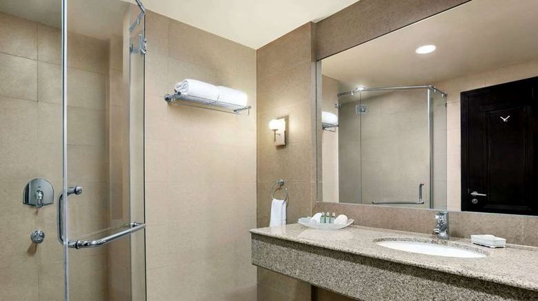 <b>Ramada Karachi Creek Room</b>. Images powered by <a href="https://iceportal.shijigroup.com/" title="IcePortal" target="_blank">IcePortal</a>.