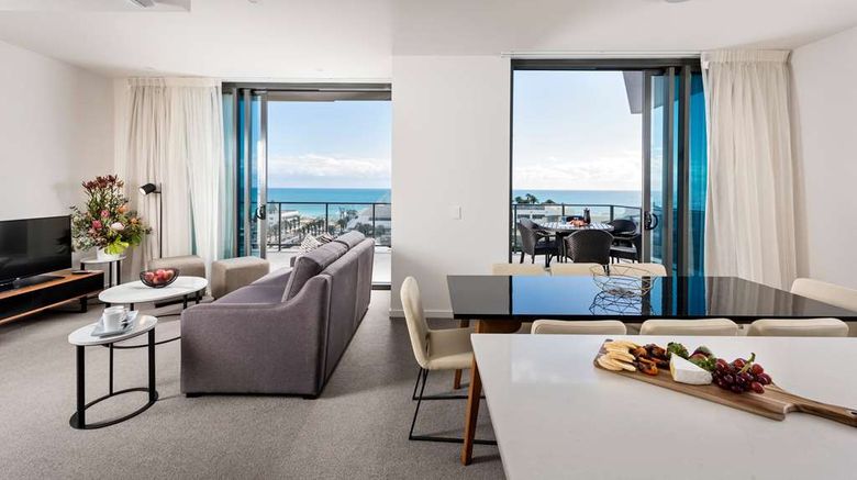 <b>Ramada VetroBlu Scarborough Beach Suite</b>. Images powered by <a href="https://iceportal.shijigroup.com/" title="IcePortal" target="_blank">IcePortal</a>.