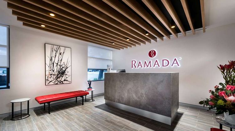 Ramada VetroBlu Scarborough Beach Lobby