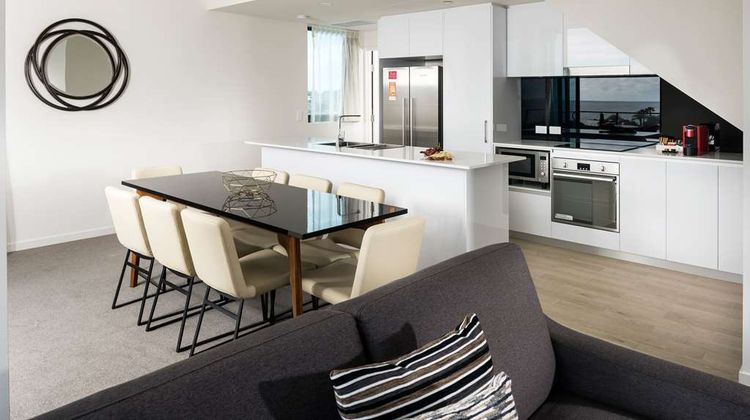 Ramada VetroBlu Scarborough Beach Suite