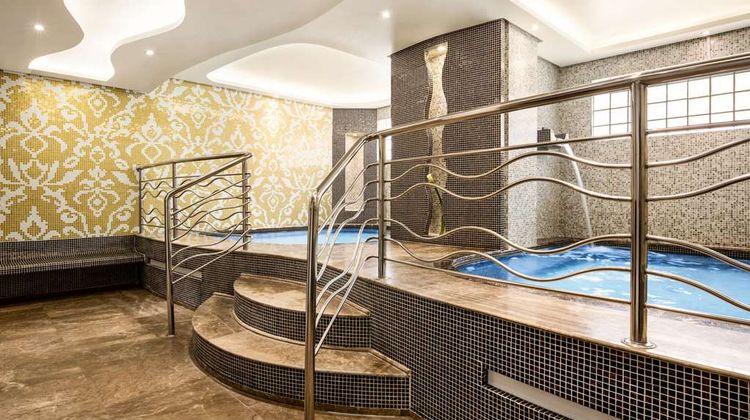 Wyndham Garden Manama Spa