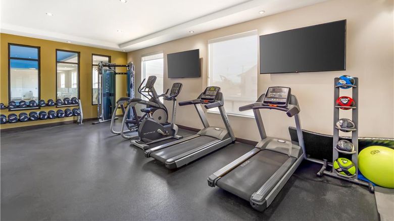 <b>Best Western Plus Hinton Inn & Suites Health</b>. Images powered by <a href="https://iceportal.shijigroup.com/" title="IcePortal" target="_blank">IcePortal</a>.