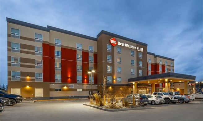Best Western Plus Hinton Inn & Suites Exterior
