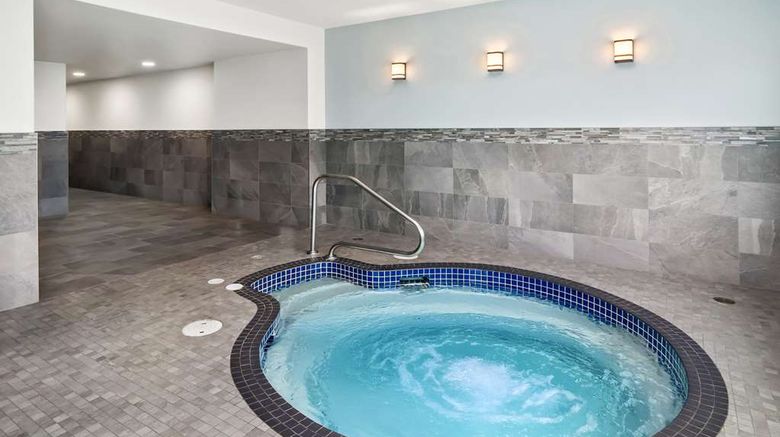 <b>Best Western Plus Pitt Meadows Inn & Sts Pool</b>. Images powered by <a href="https://iceportal.shijigroup.com/" title="IcePortal" target="_blank">IcePortal</a>.