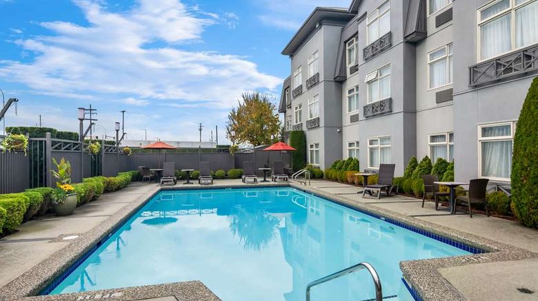 <b>Best Western Plus Pitt Meadows Inn & Sts Pool</b>. Images powered by <a href="https://iceportal.shijigroup.com/" title="IcePortal" target="_blank">IcePortal</a>.
